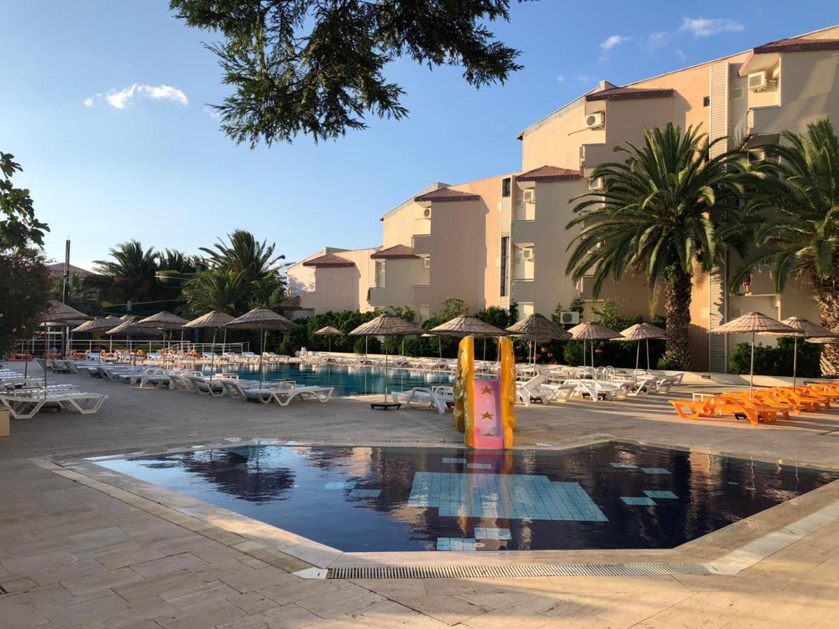 Afytos Oeren Park Mtk Hotel Exterior photo