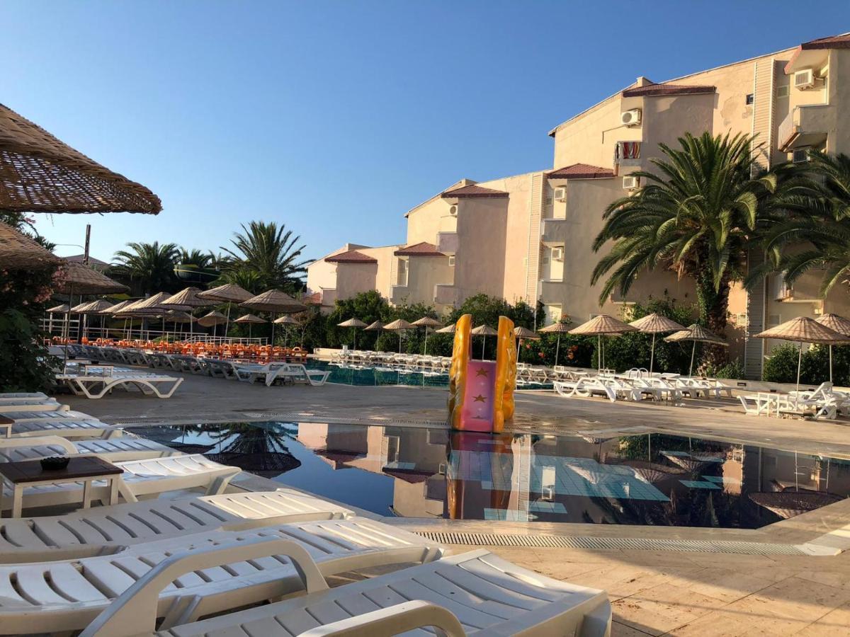 Afytos Oeren Park Mtk Hotel Exterior photo