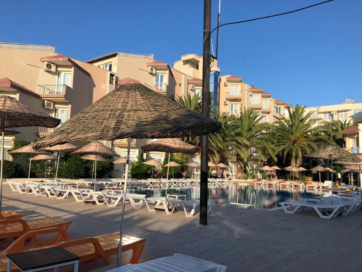Afytos Oeren Park Mtk Hotel Exterior photo