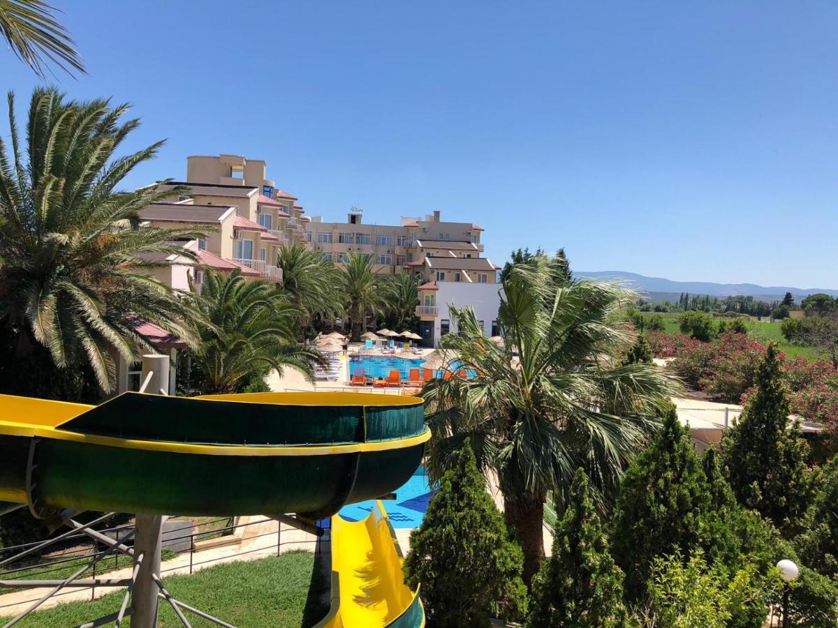 Afytos Oeren Park Mtk Hotel Exterior photo